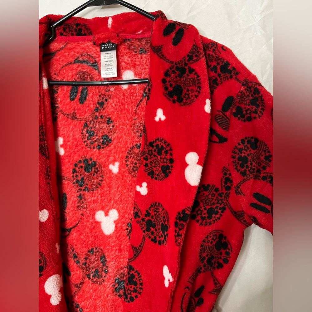 Disney Mickey Mouse Robe - Picture 4 of 6